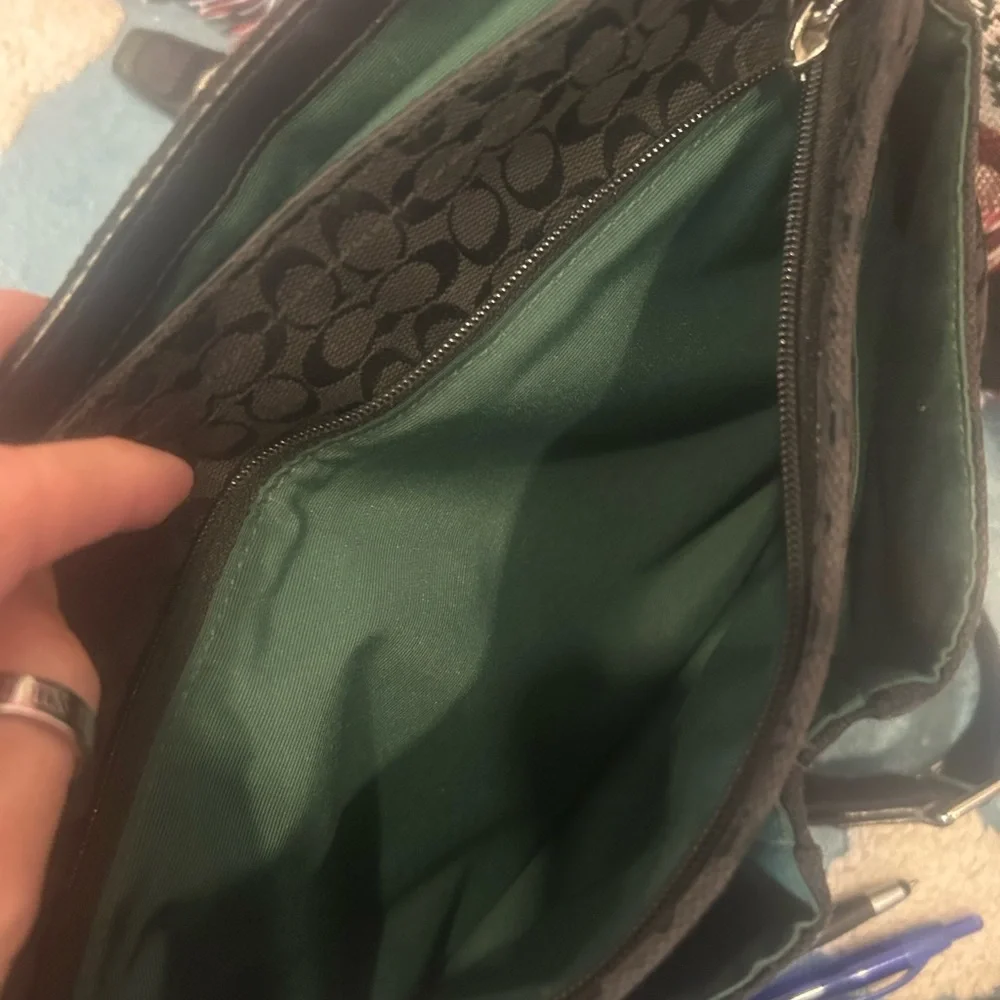 Coach Signature Black Men's Messenger Bag - Picture 7 of 10